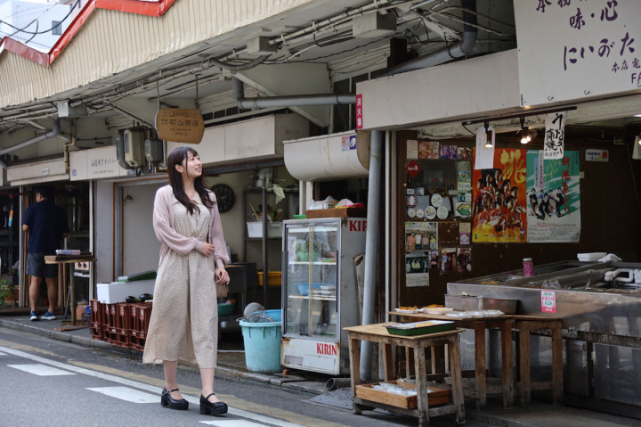 人情横丁（本町中央市場商店街）