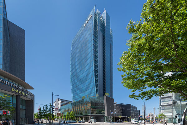 新潟日報メディアシップ （日報ホール）