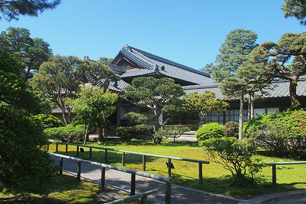 登録有形文化財 北方文化博物館