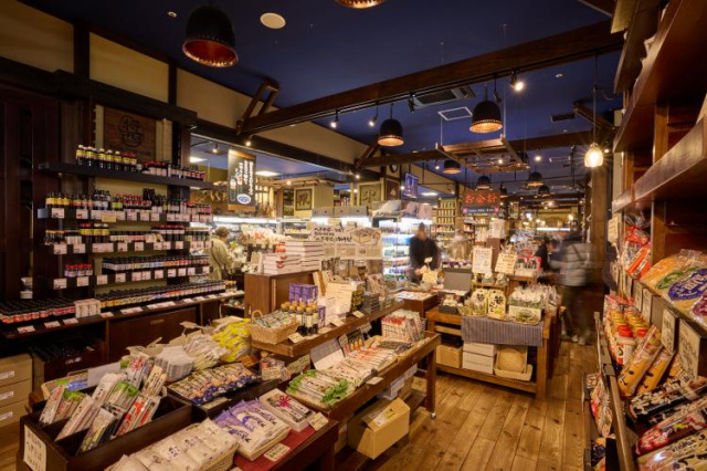 ぽんしゅ館（CoCoLo新潟）