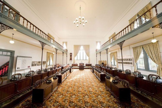 新潟県政記念館