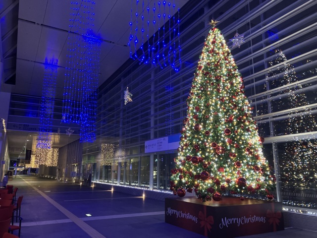 朱鷺メッセ ウィンターイルミネーション