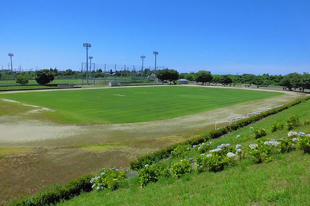 新津金屋運動広場